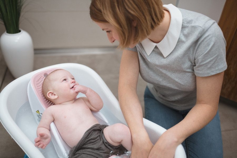 Angelcare Fit Roze Badzitje