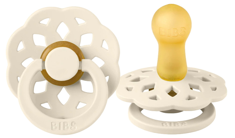 Bibs Boheme Ivory 6-18 mnd Fopspeen