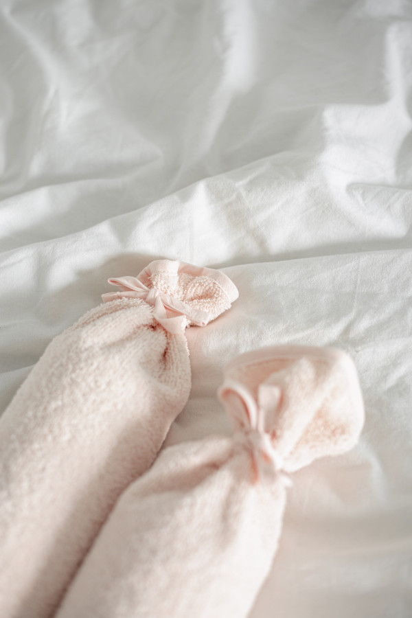 Blush & Blossom Lichtroze Kruikenzak