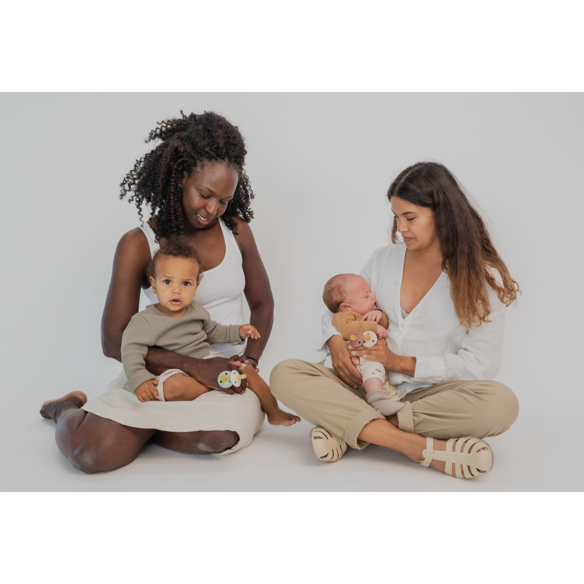 Bibs Sand/Iron 6-18 mnd 2 Stuks Symmetrische Fopspeen