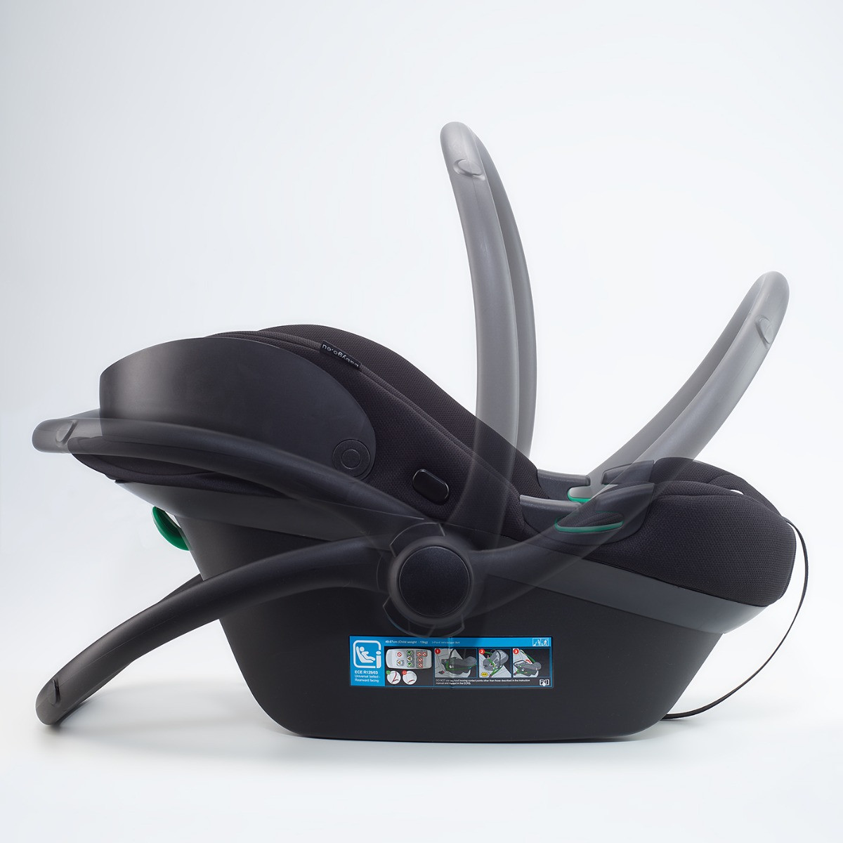 BabyGo Travel XP Black 40-87 cm i-Size Autostoel