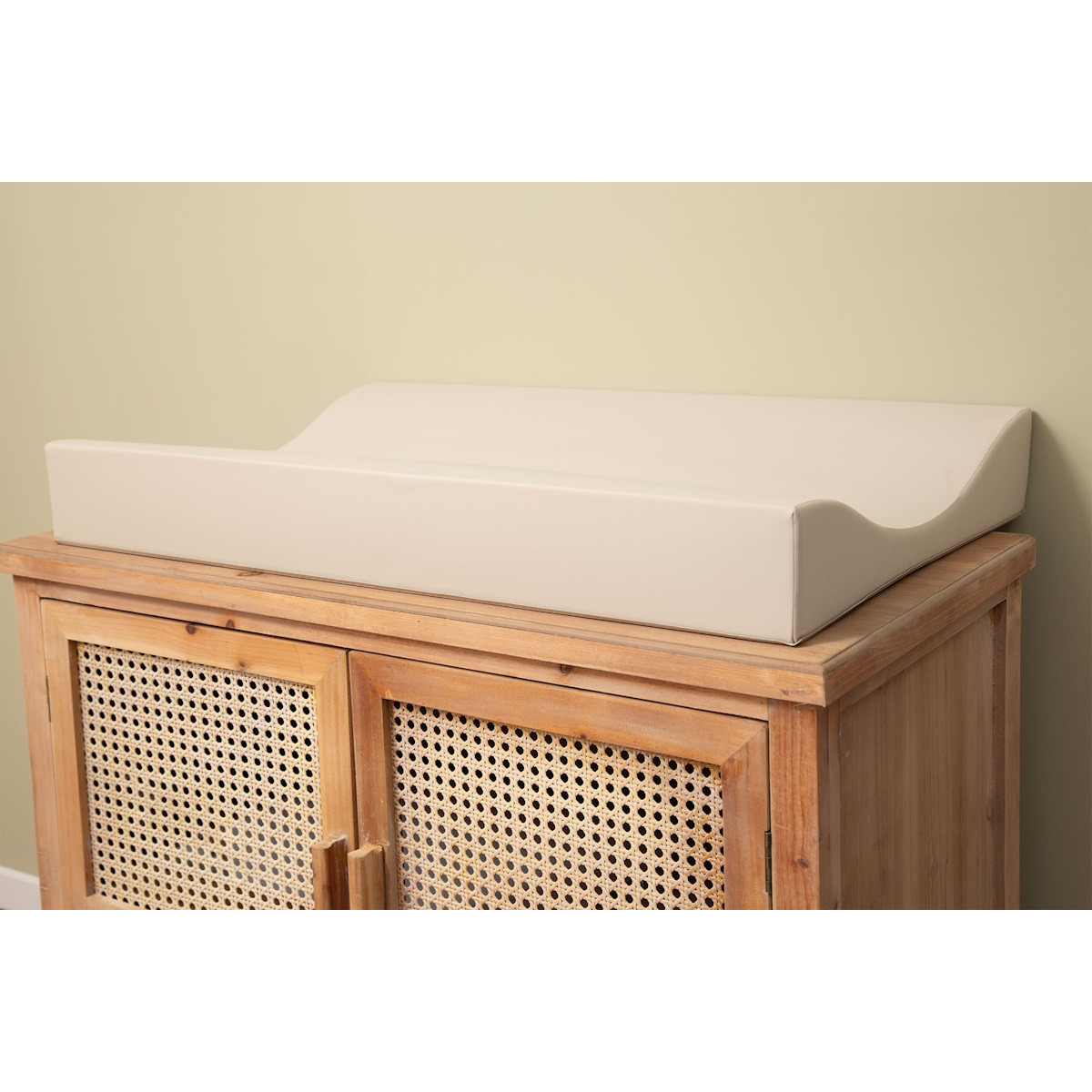 Bebe-Jou Taupe Deluxe Aankleedkussen