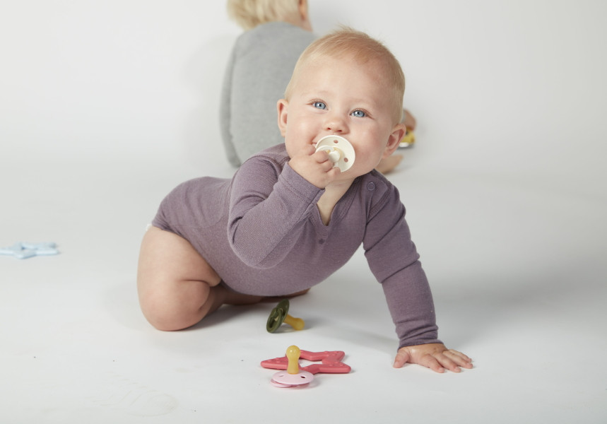 Bibs Ivory/Sand/Vanilla/Dark Oak 0-6 mnd 4 stuks Fopspeen