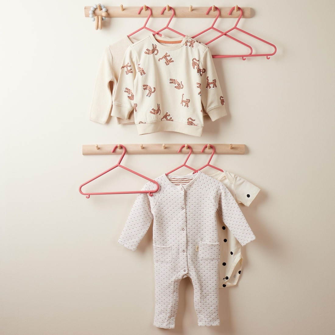 Bieco Kledinghangers Kunststof Berry 8 stuks