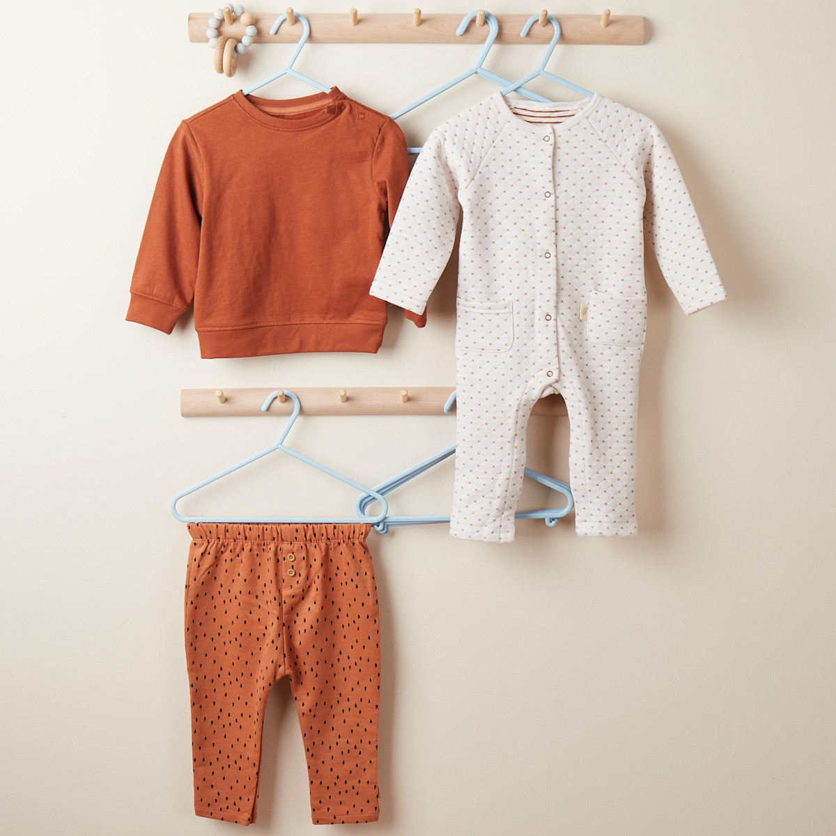 Bieco Kledinghangers Kunststof Hazy Blue 8 stuks