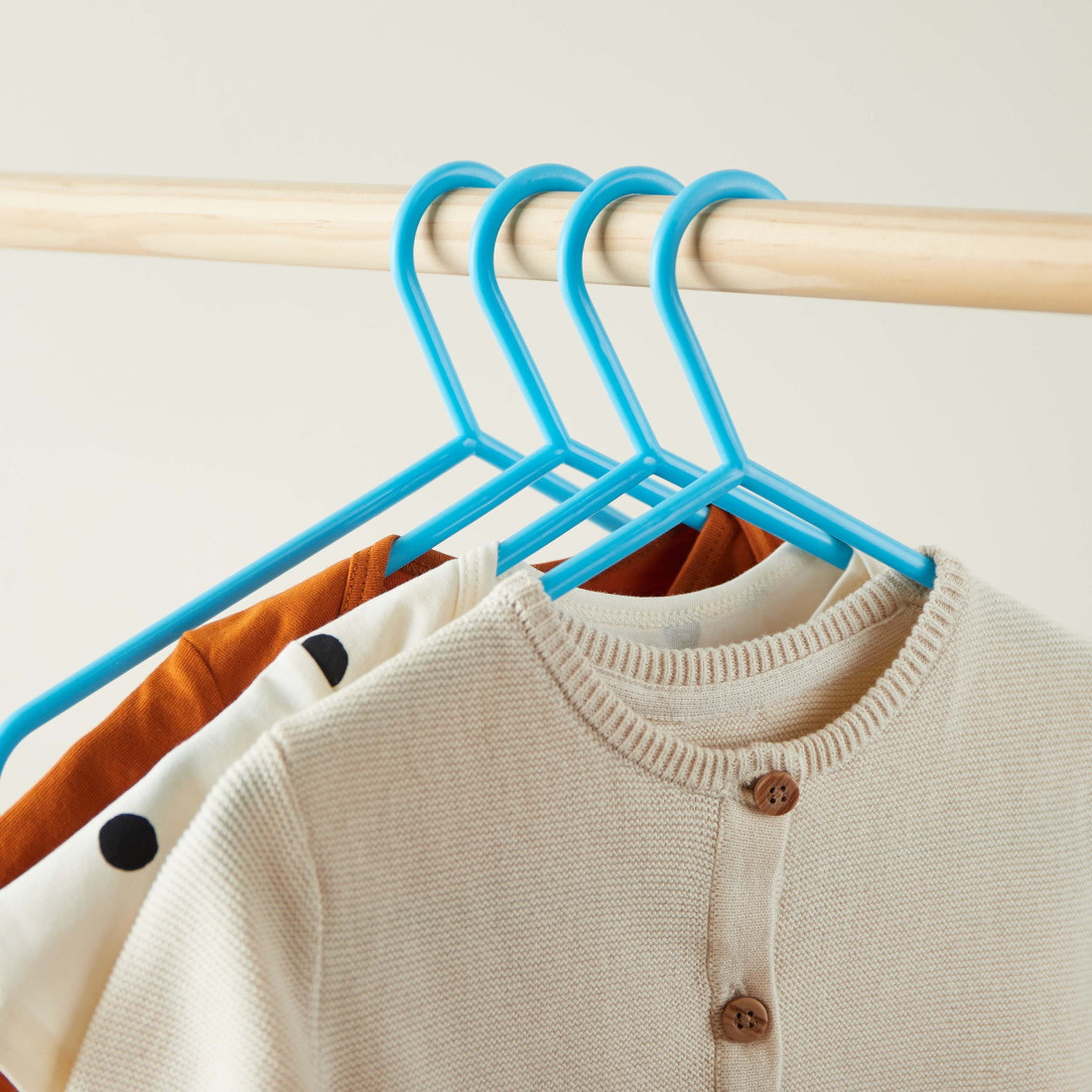 Bieco Kledinghangers Kunststof Licht Blauw 8 stuks