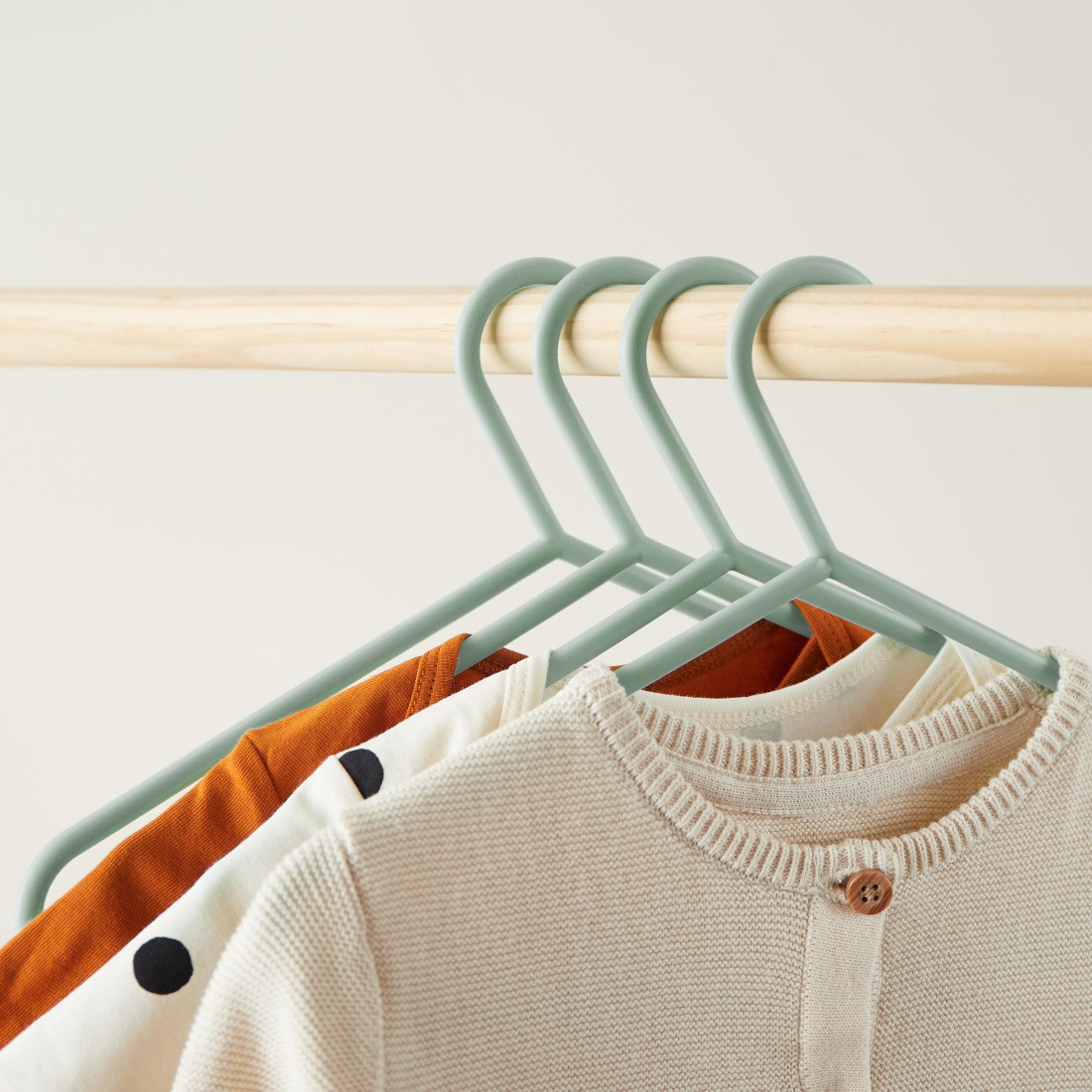 Bieco Kledinghangers Kunststof Stonegreen 8 stuks