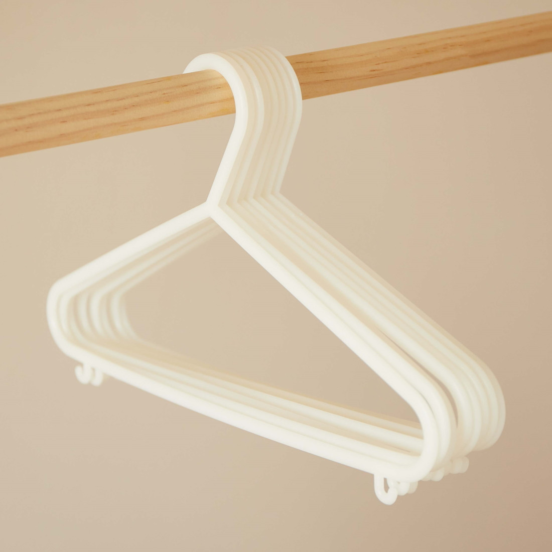 Bieco Kledinghangers Kunststof Wit 8 stuks