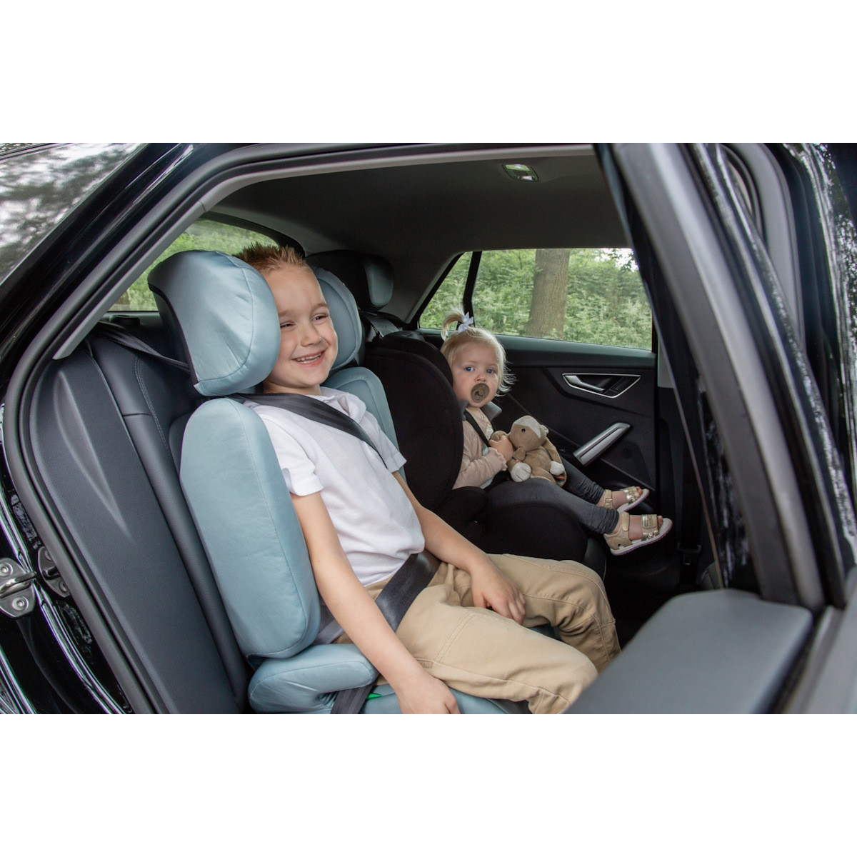 Ding Riley Black Isofix 100-150 cm i-Size Autostoel