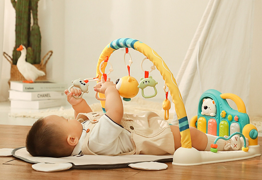 Eco Toys Cute Bear Groen Multifunctioneel Speelkleed met Speelboog