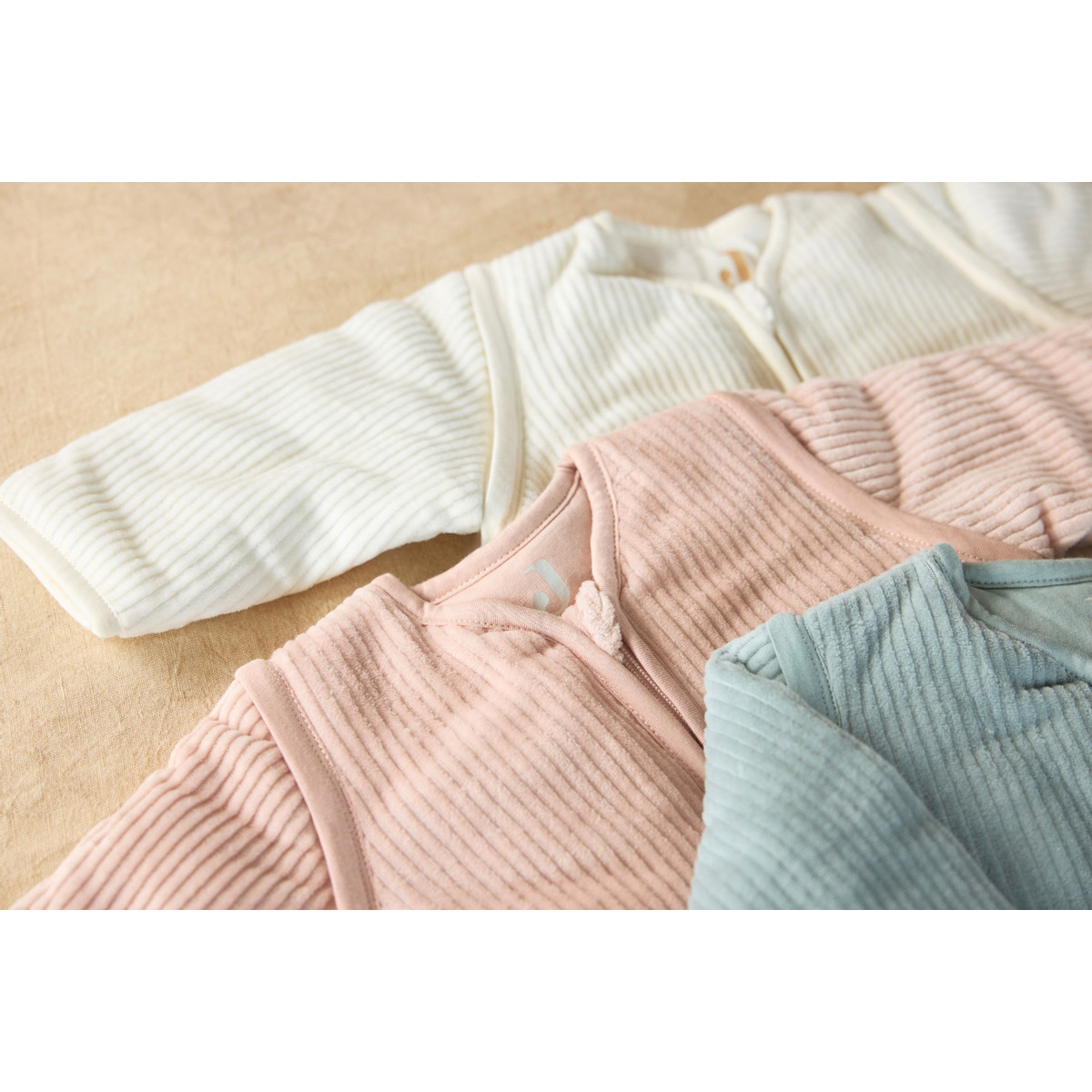 Jollein Rib Wild Rose Round 110 cm Slaapzak met Afritsbare Mouwen