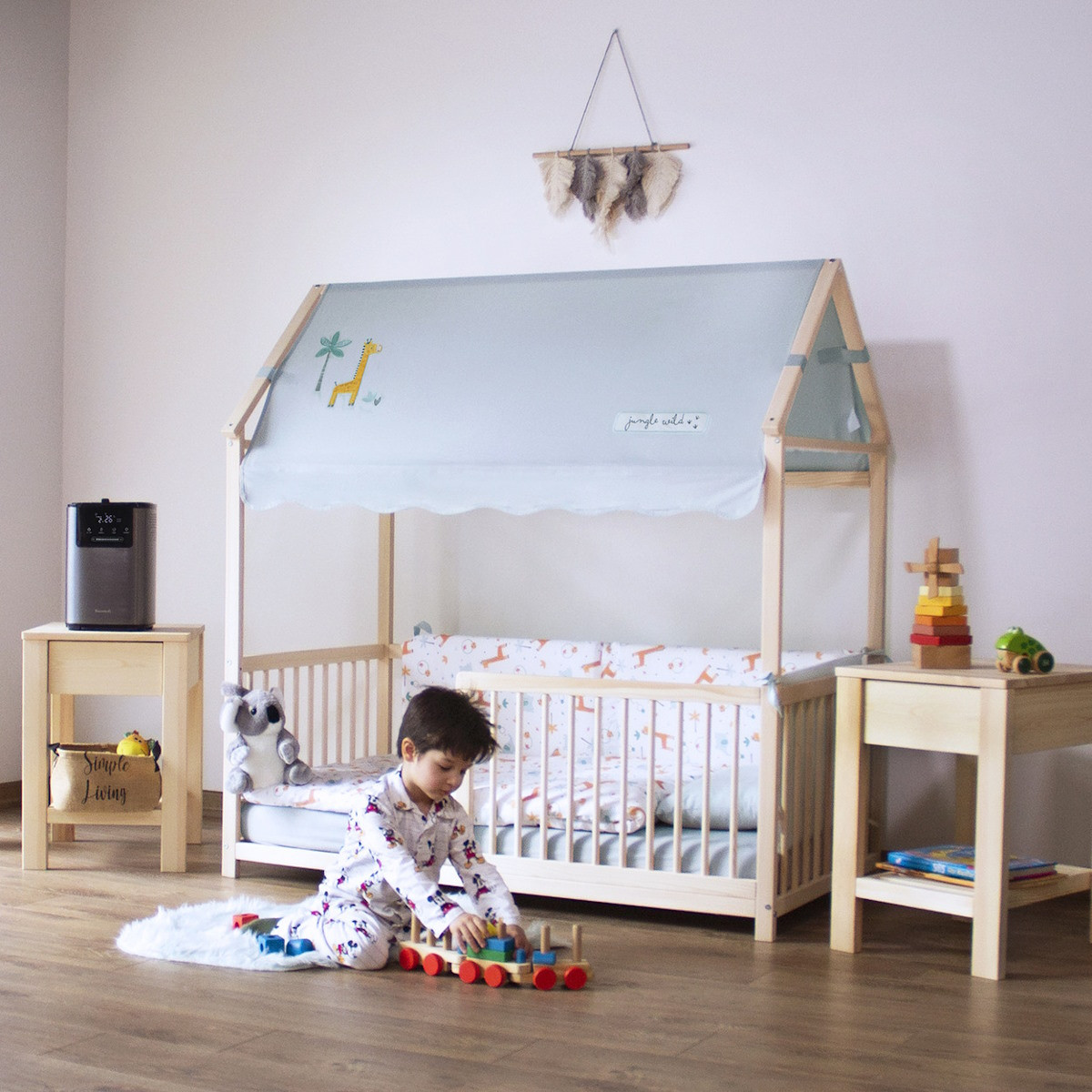 Kukka 70 x 140 cm Montessori Houten Activiteiten Huisbed