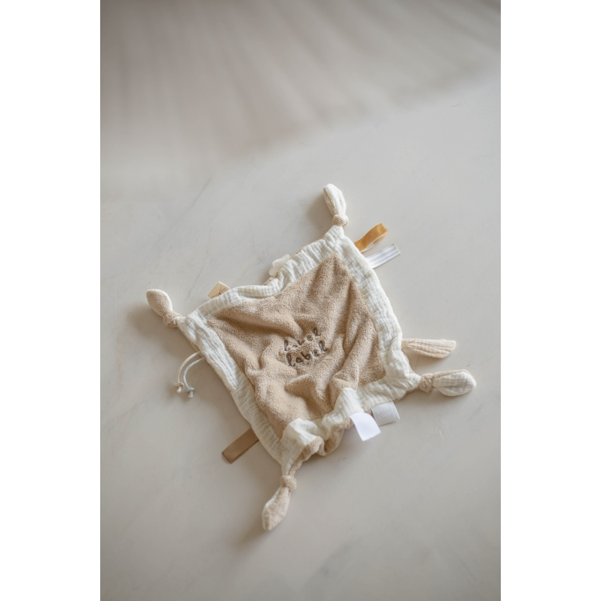 Label Label Nougat Knuffeldoekje