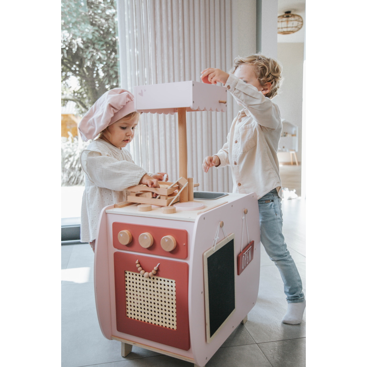 Label Label Roze Houten Bistro Keuken