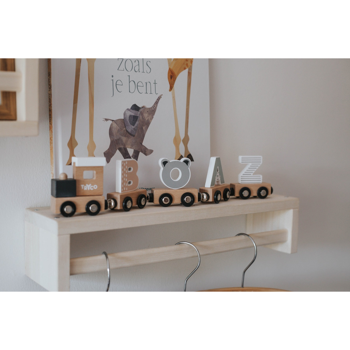 Tryco Houten Gekleurde Lettertrein - Letter T