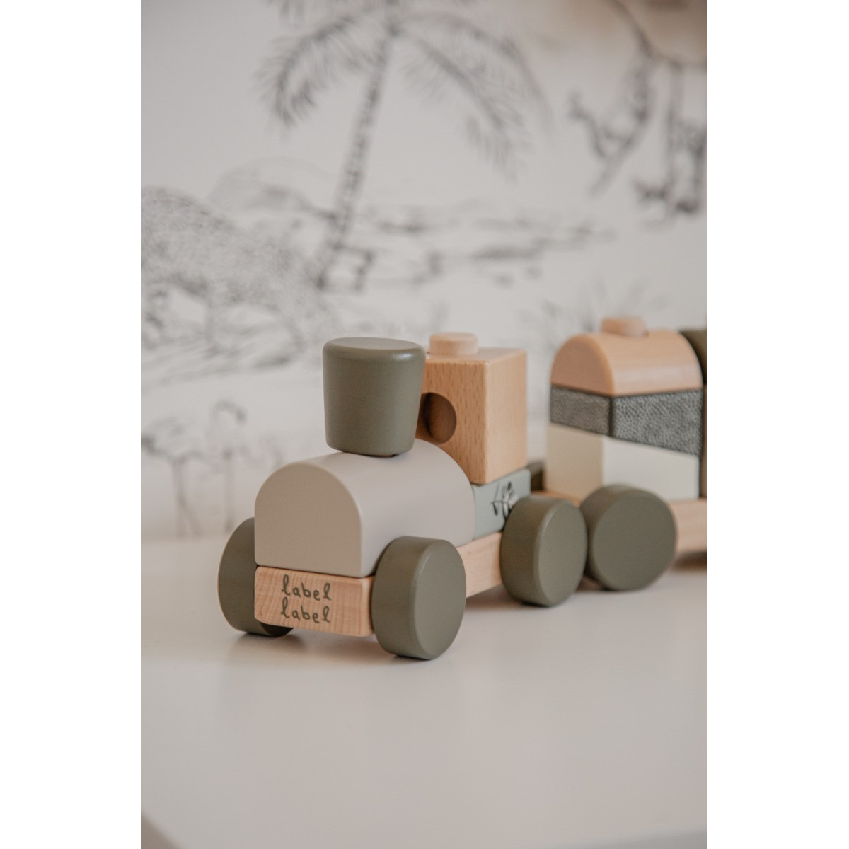 Label Label Olijfgroen Houten Speelgoed Trein