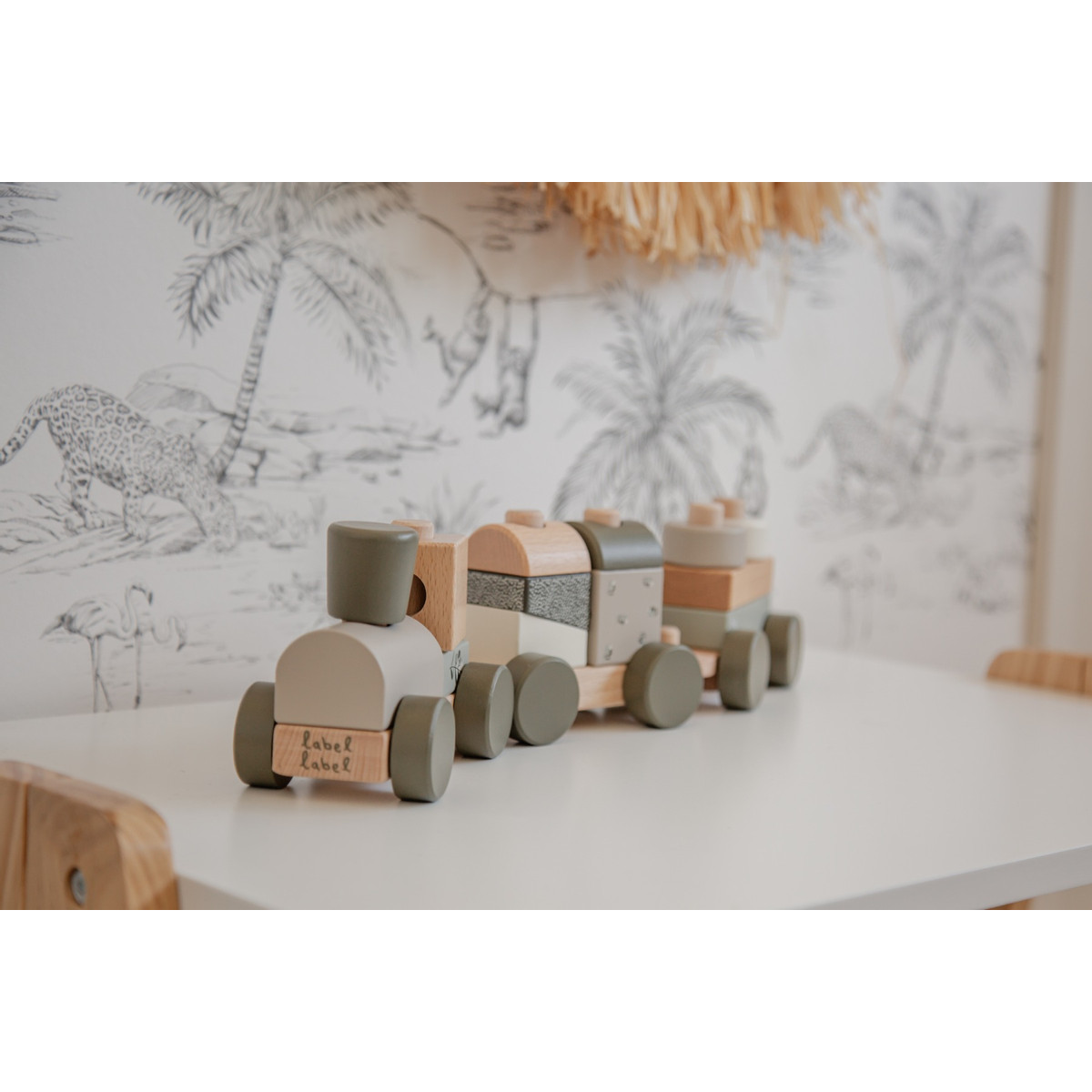 Label Label Olijfgroen Houten Speelgoed Trein