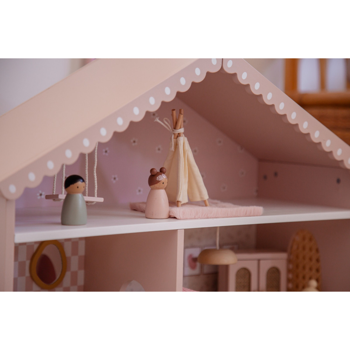 Label Label Roze Houten Poppenhuis