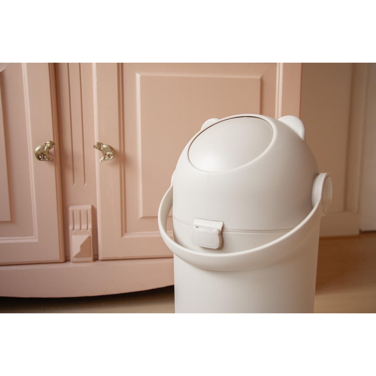 MamaLoes Zand Beige Beer Luieremmer + 3 x 30 Zak voor Luieremmer