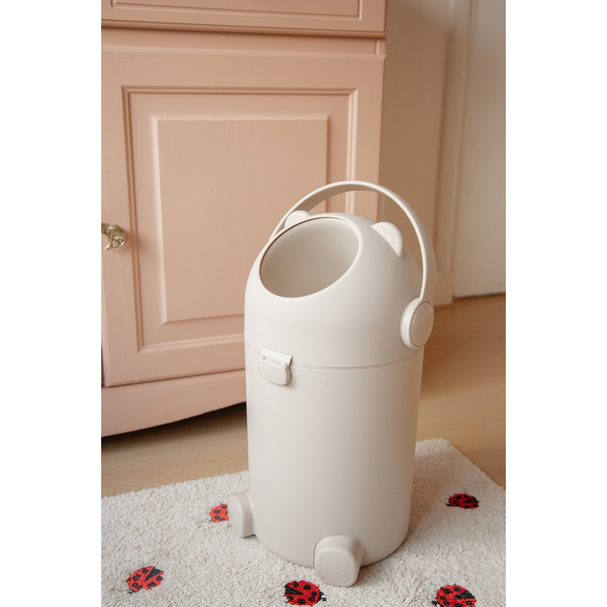 MamaLoes Zand Beige Beer Luieremmer