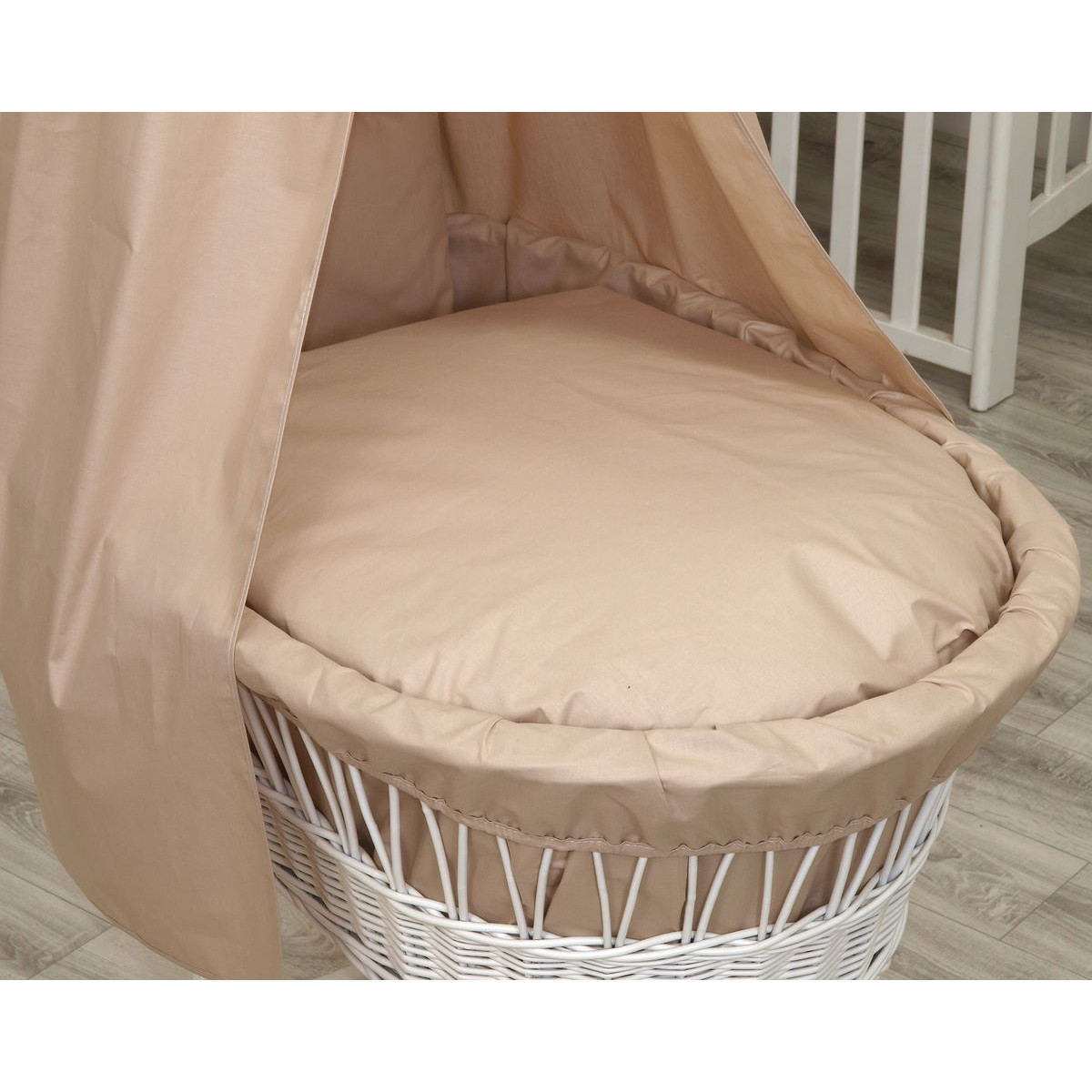 MamaLoes Rotan Wit Pure Beige Baby Wiegje