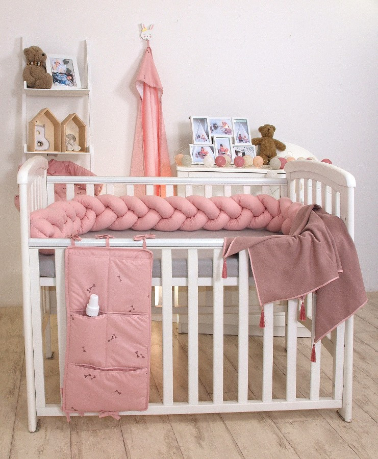 MamaLoes Amy Pure Roze 2-in-1 Babynest en Braided Bedbumper