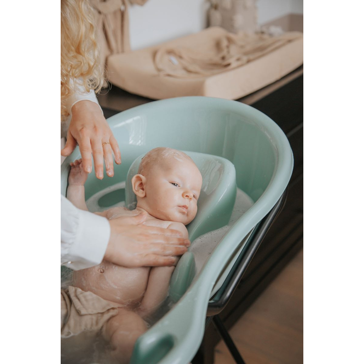 MamaLoes Beige Badset Incl. Witte Badstandaard