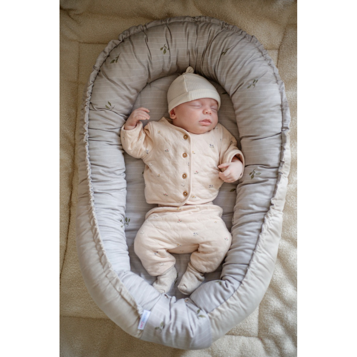 MamaLoes Blaadjes Omkeerbaar Babynest