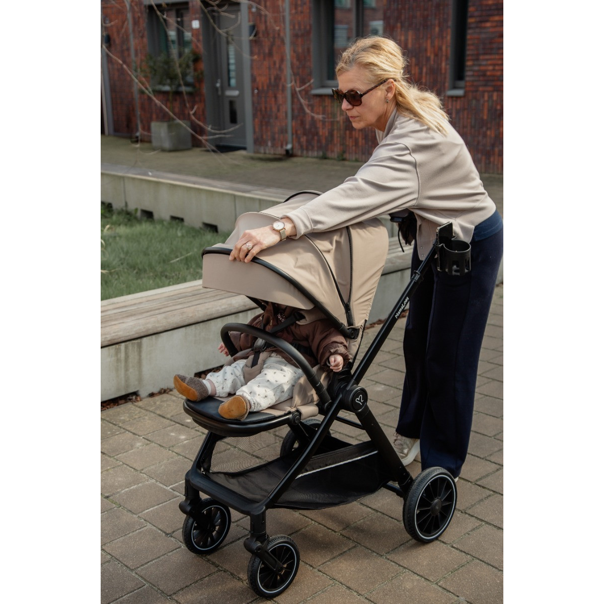 MamaLoes Bodi Zwart 3-in-1 Kinderwagen incl. Autostoel