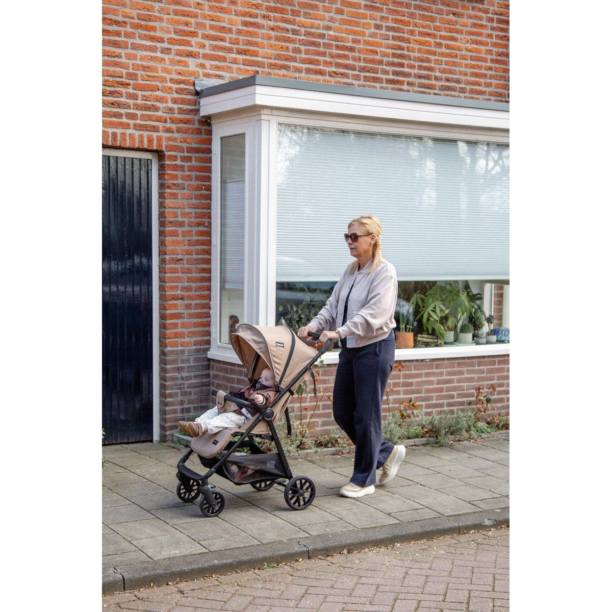MamaLoes Cato Zwart Shopper Wandelwagen