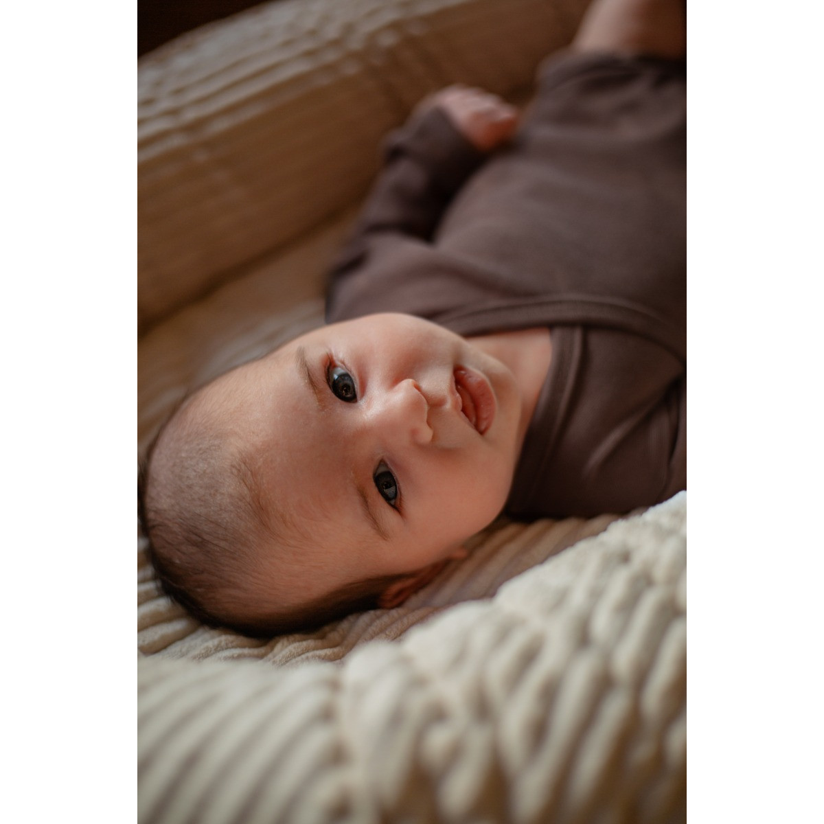 MamaLoes Chocolade Maat 62 Korte Mouw Overslag Romper