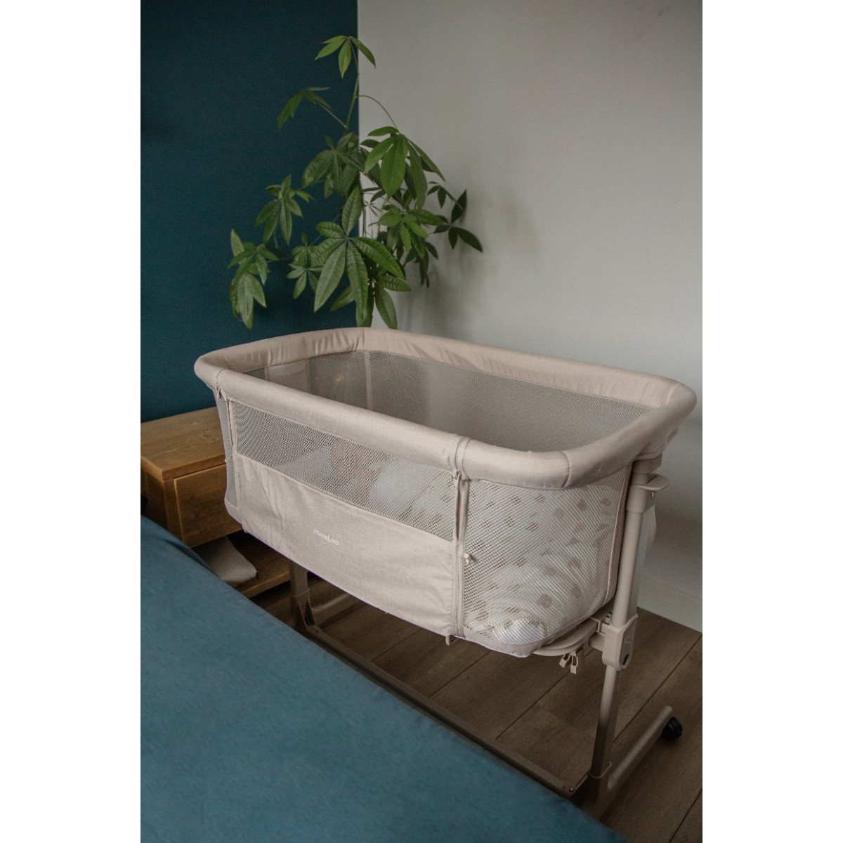 MamaLoes Loua Zwart Wieg aan Bed Co-Sleeper