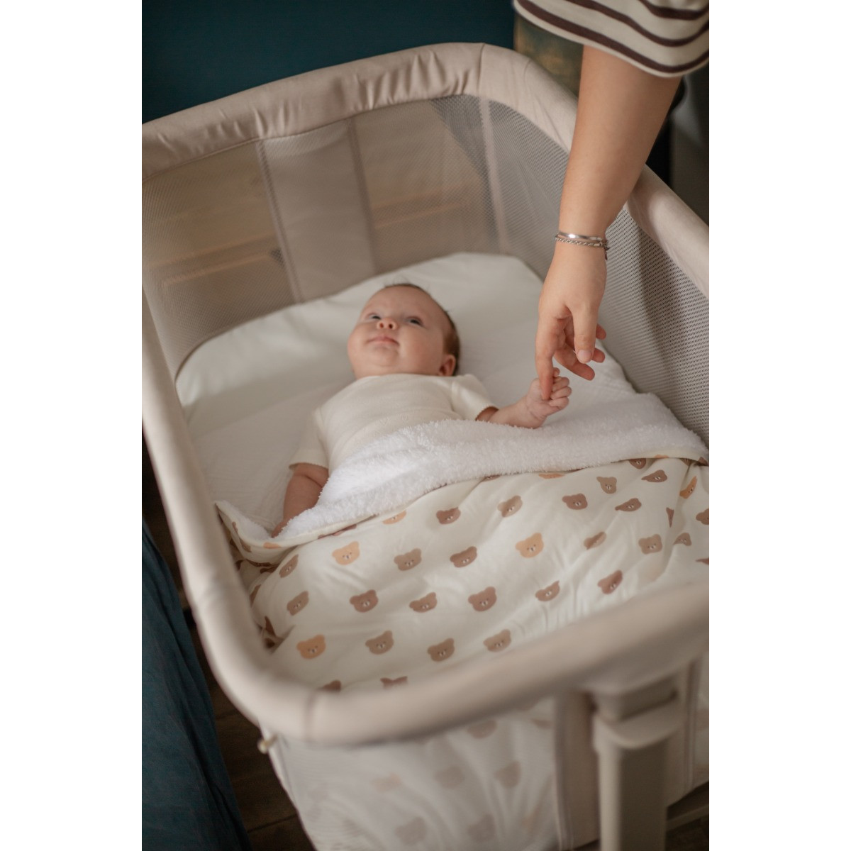 MamaLoes Loua Zwart Wieg aan Bed Co-Sleeper