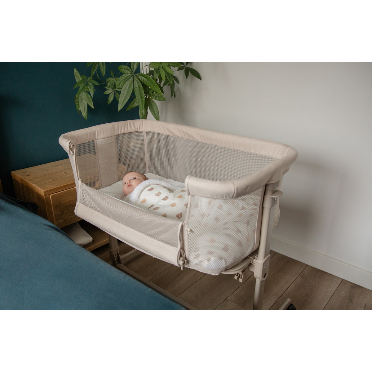 MamaLoes Loua Zwart Wieg aan Bed Co-Sleeper