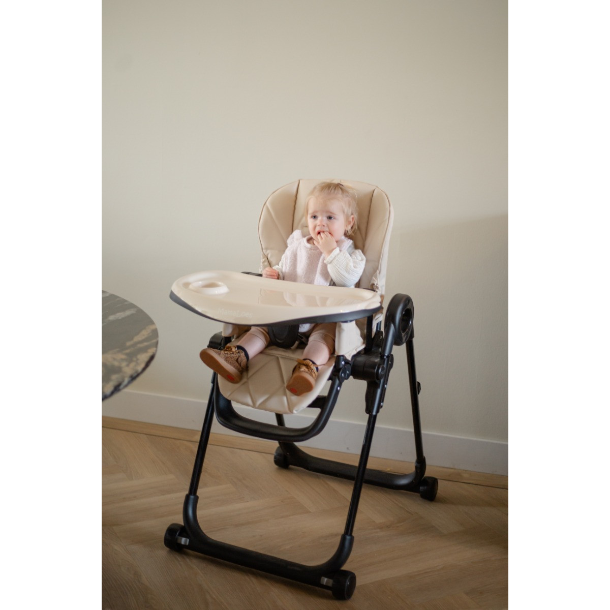 MamaLoes Mason Beige Kinderstoel