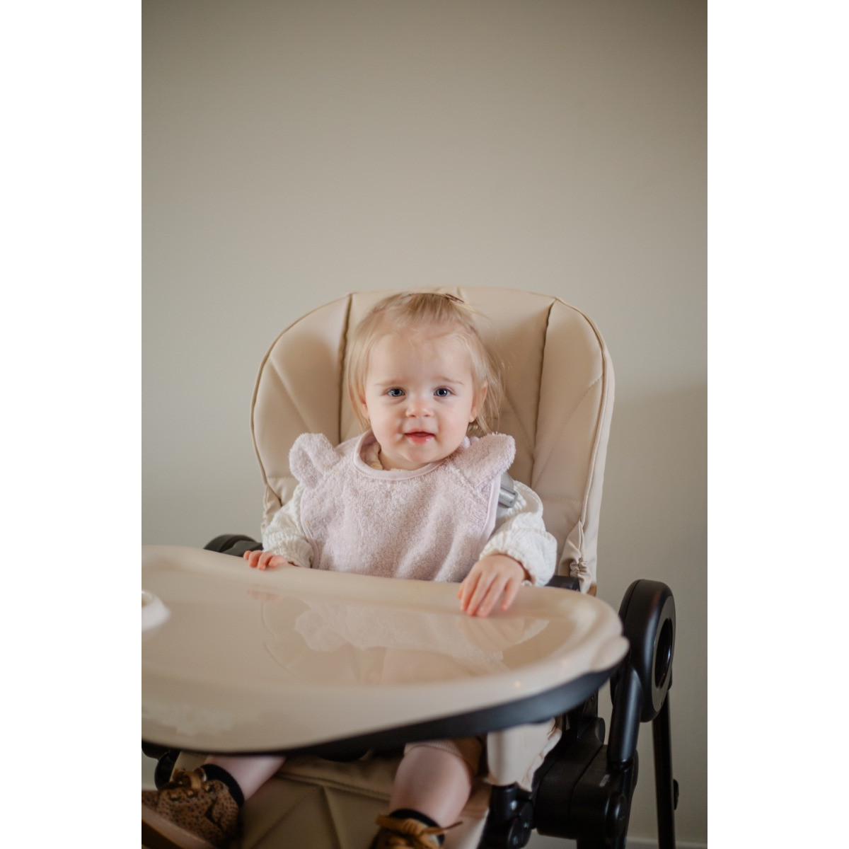 MamaLoes Mason Beige Kinderstoel