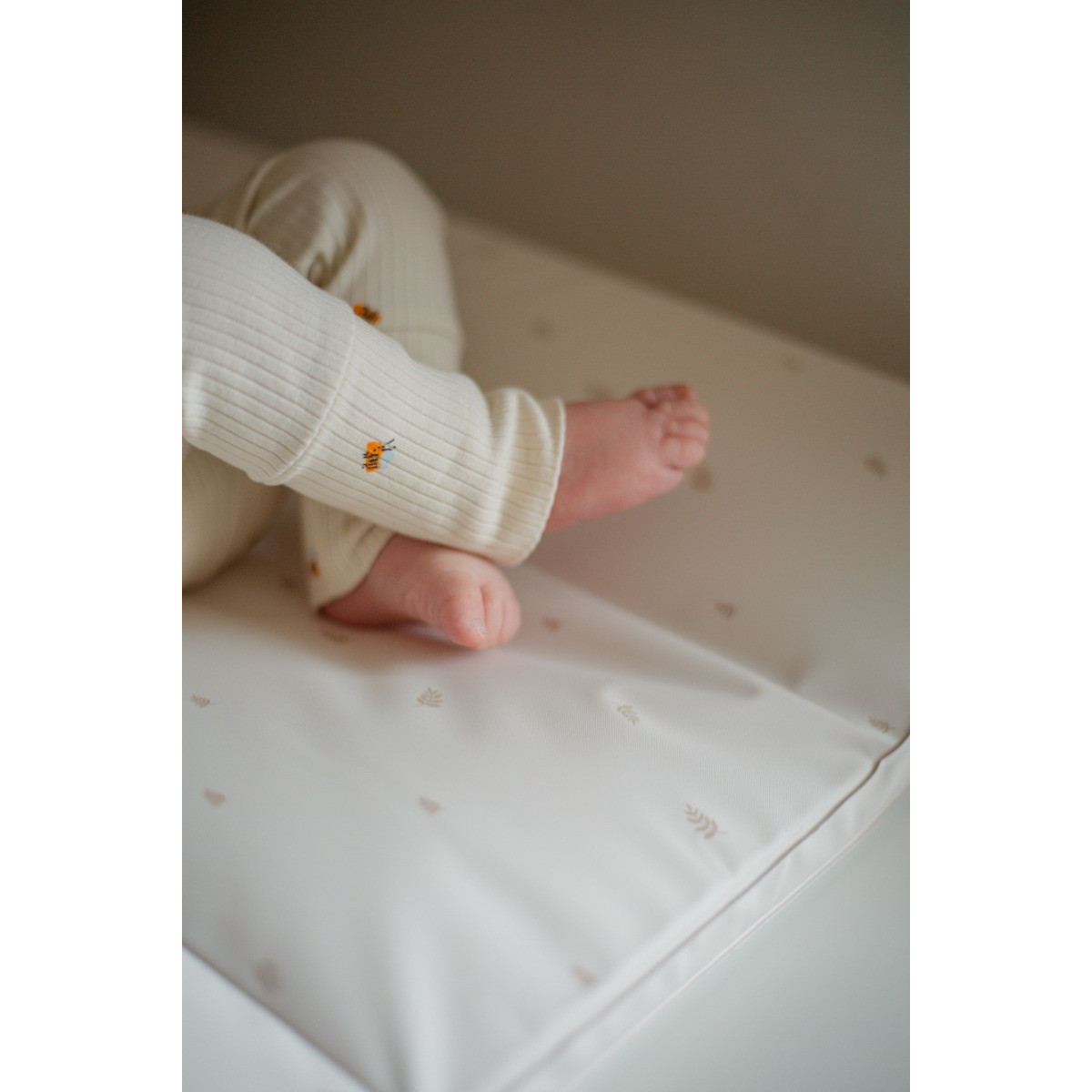 MamaLoes Natuur Ecru Aankleedkussen