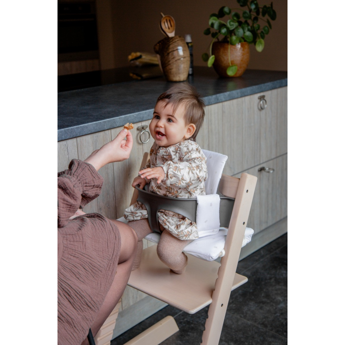 MamaLoes Natuur Ecru Meegroei Stoelverkleiner