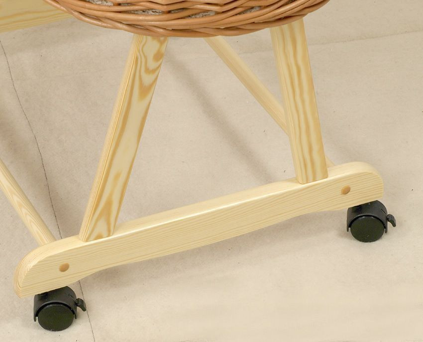 MamaLoes Rotan Naturel Baby Wiegje