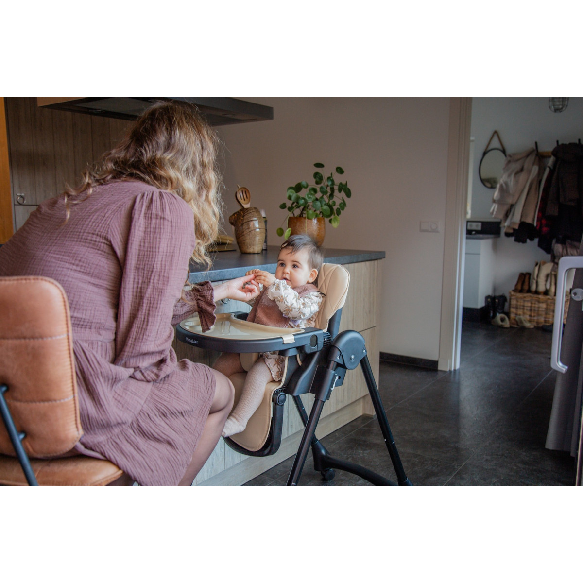 MamaLoes Scott Zwart Kinderstoel