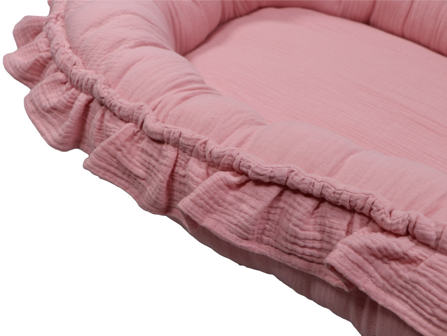 MamaLoes Soft Cotton Ruffle Licht Roze Babynest