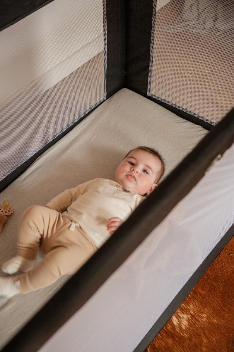 MamaLoes Soof Groen Campingbed + Opvouwbaar Matras in Tas