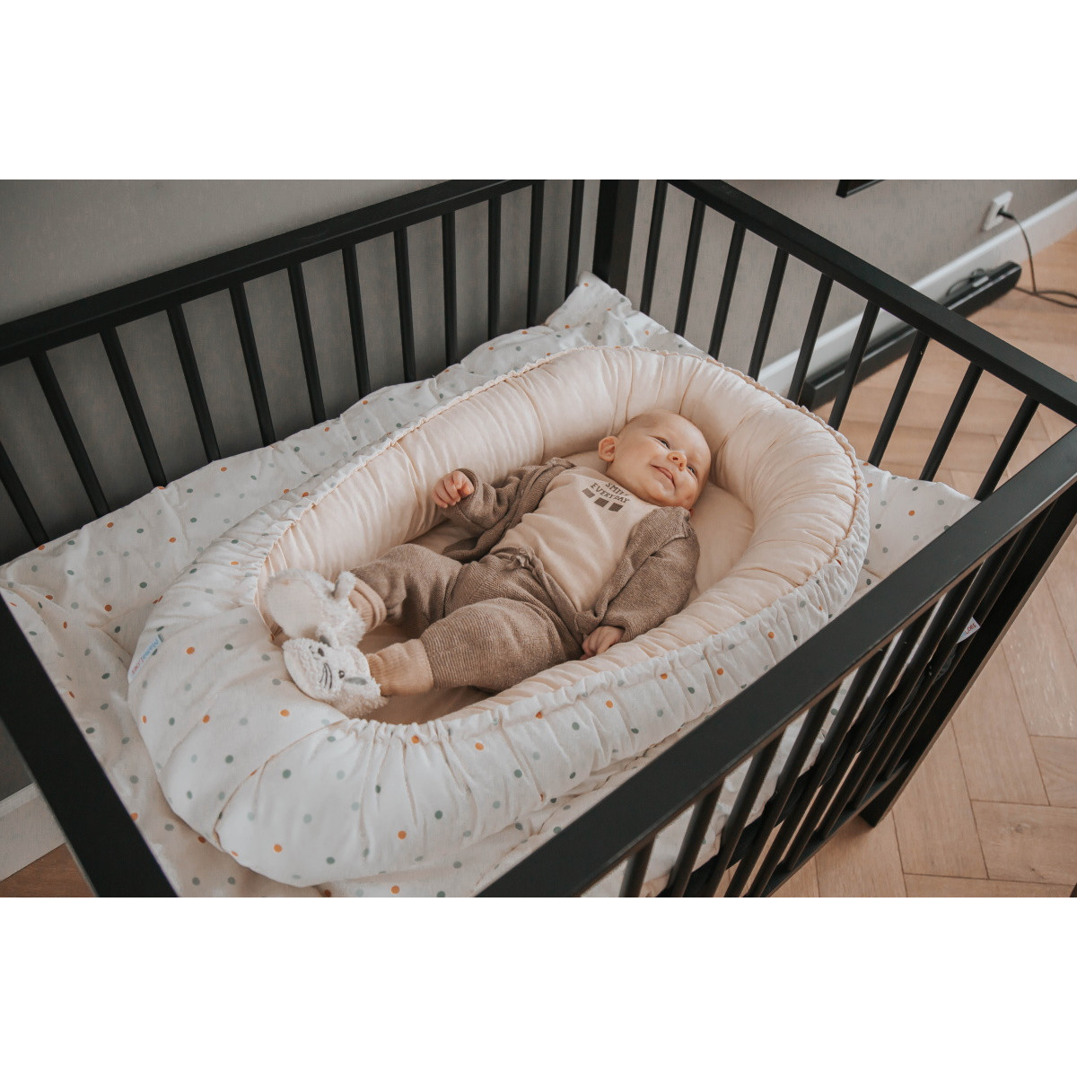 MamaLoes Stippen Omkeerbaar Babynest