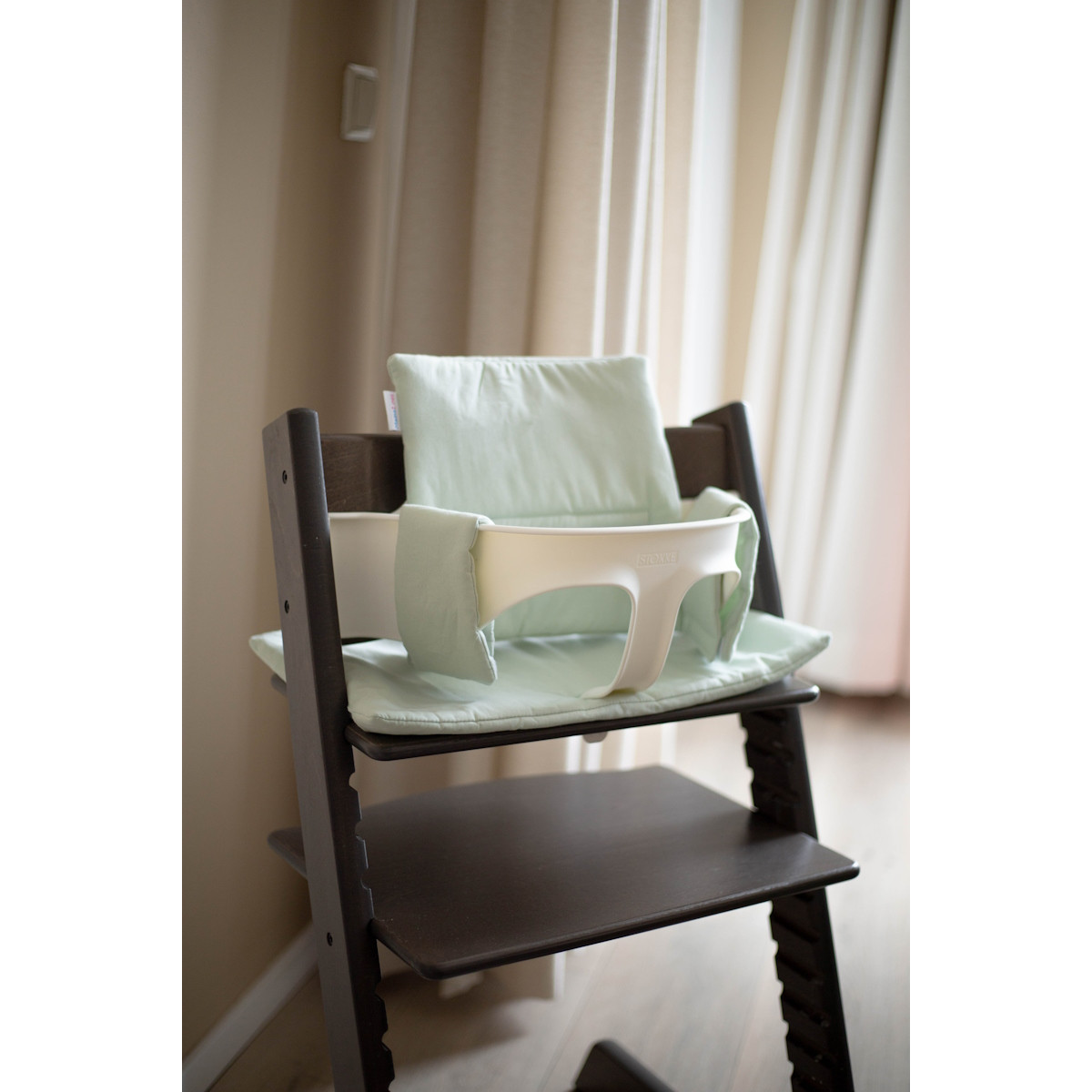 MamaLoes Stone Green Meegroei Stoelverkleiner