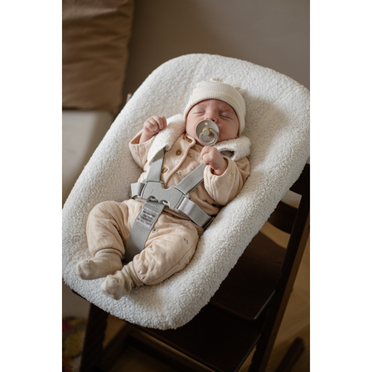 Bibs Sand 0-6 mnd Fopspeen