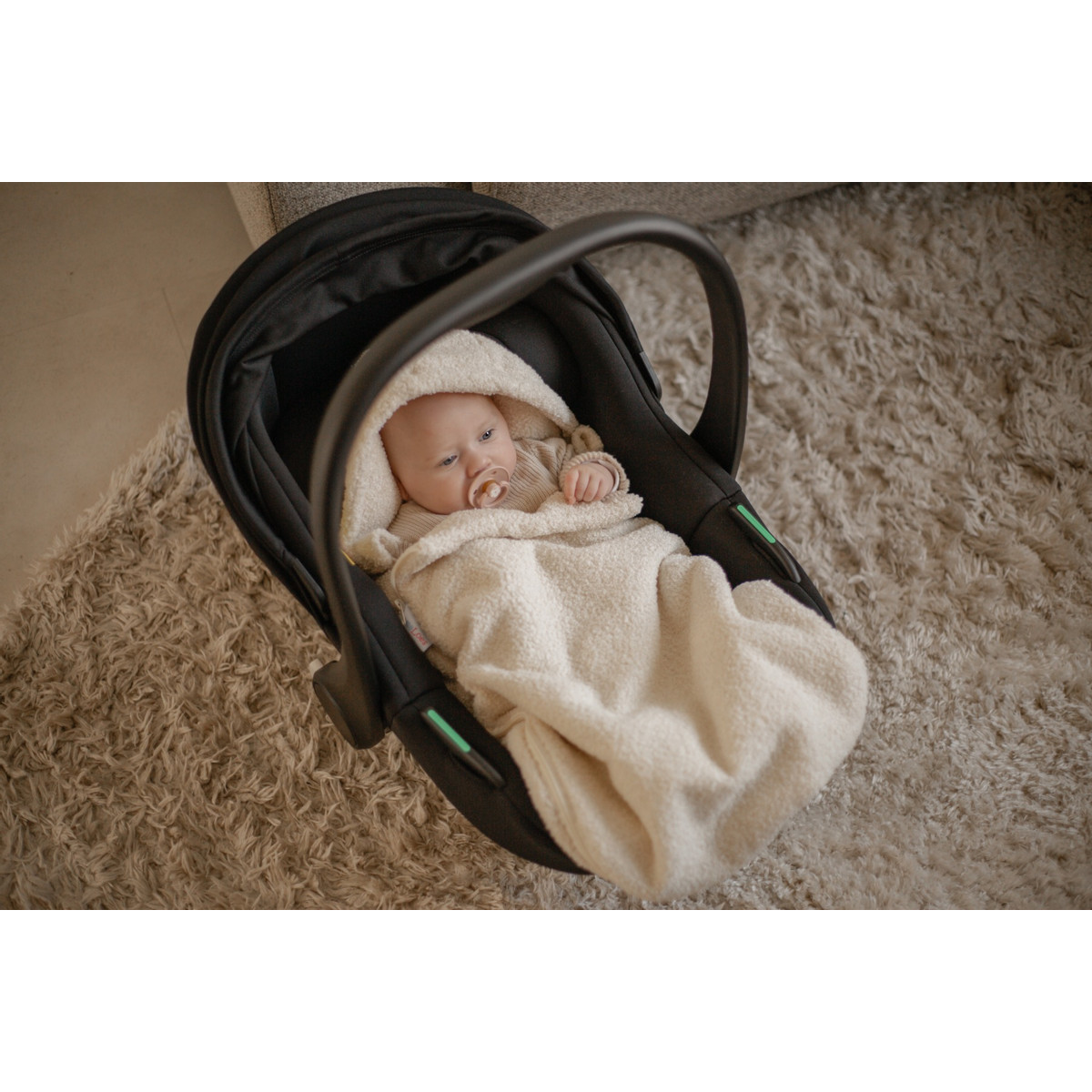 MamaLoes Teddy Boucle Nougat Autostoel Voetenzak