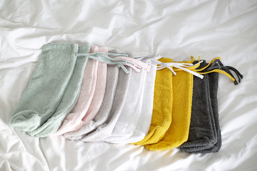 Blush & Blossom Stone Green Kruikenzak