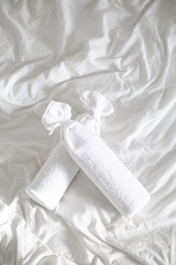 Blush & Blossom Wit Kruikenzak