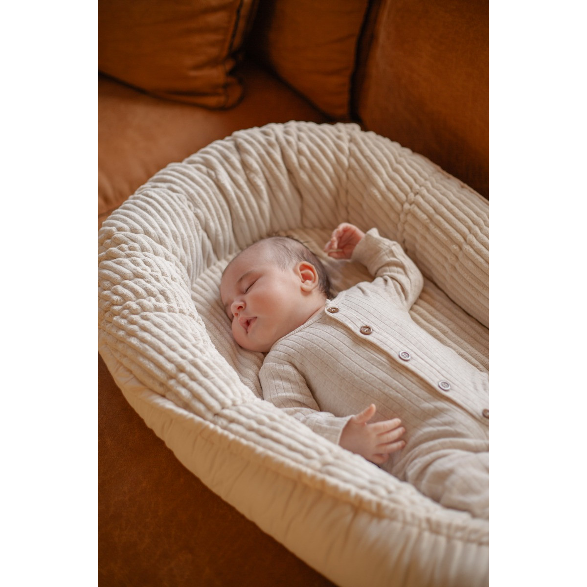 MamaLoes Velours Rib Groen Omkeerbaar Babynest