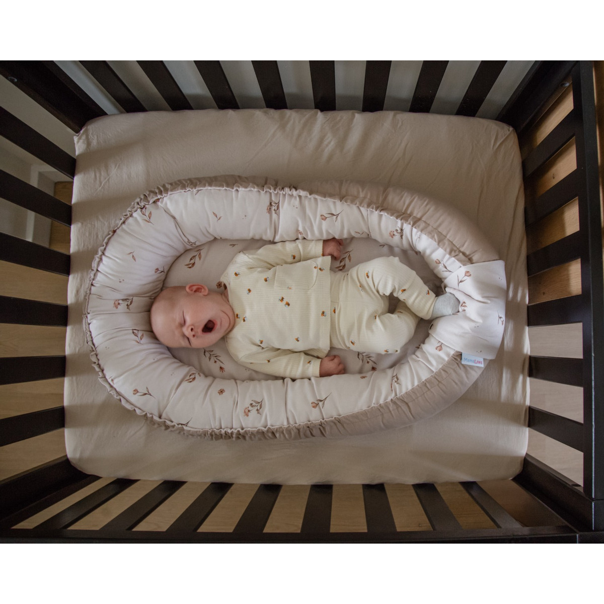 MamaLoes Vintage Bloemen Omkeerbaar Babynest